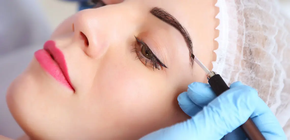 دوره ی آموزشی هاشور ابرو حرفه ای از پایه با سالن زیبایی شبنم نظیف